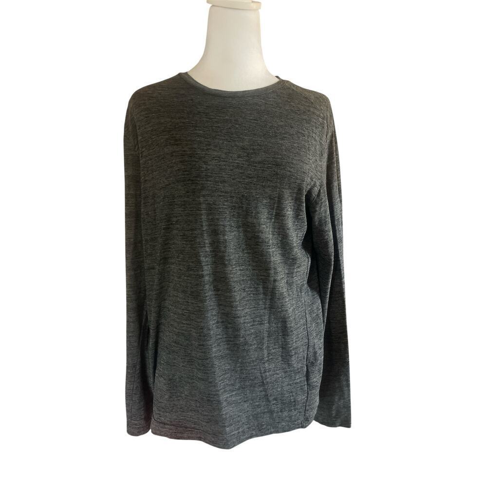 Athletic Work Small‎ (34-36)  Grey Long Sleeve  T-Shirt